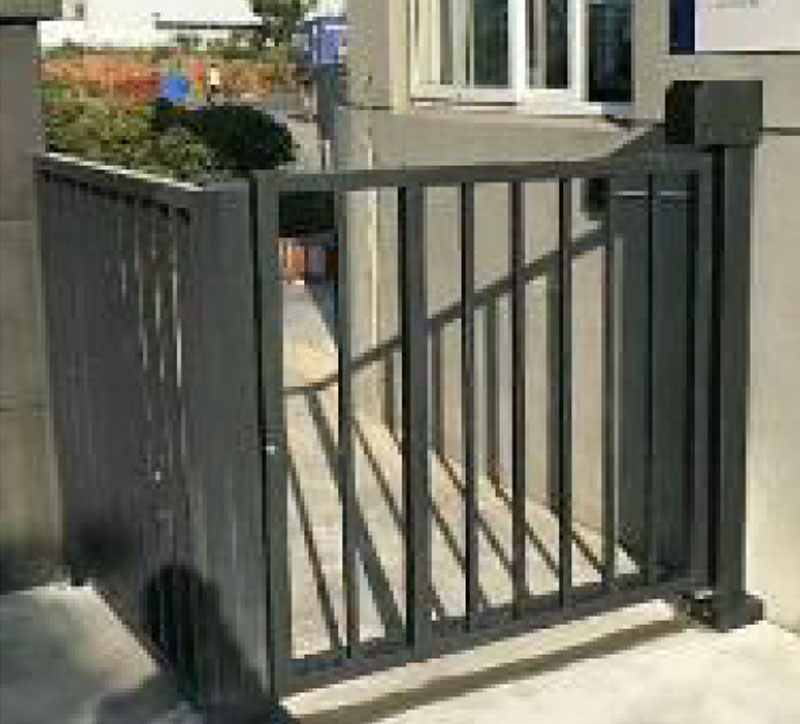 保定電動廣告門
