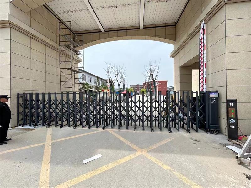 徐州銅北潤傑中學 WWW.海角社区.COM 海角社区在线係統 電動小門2.jpg